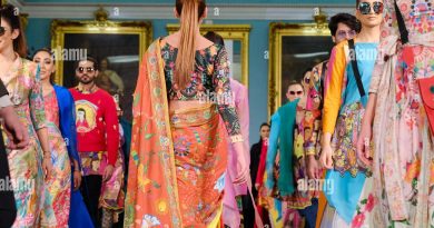 models-wearing-pakistani-and-western-attire-group-together-at-the-end-of-fashion-designer-fahad-husseyns-show-at-riwayat-london-lifestyle-2C9FXPR.jpg